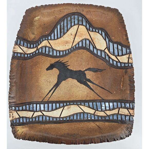 Southwestern Rustic Artisan Signed Pottery Decorative Horse Picture Thick Plate